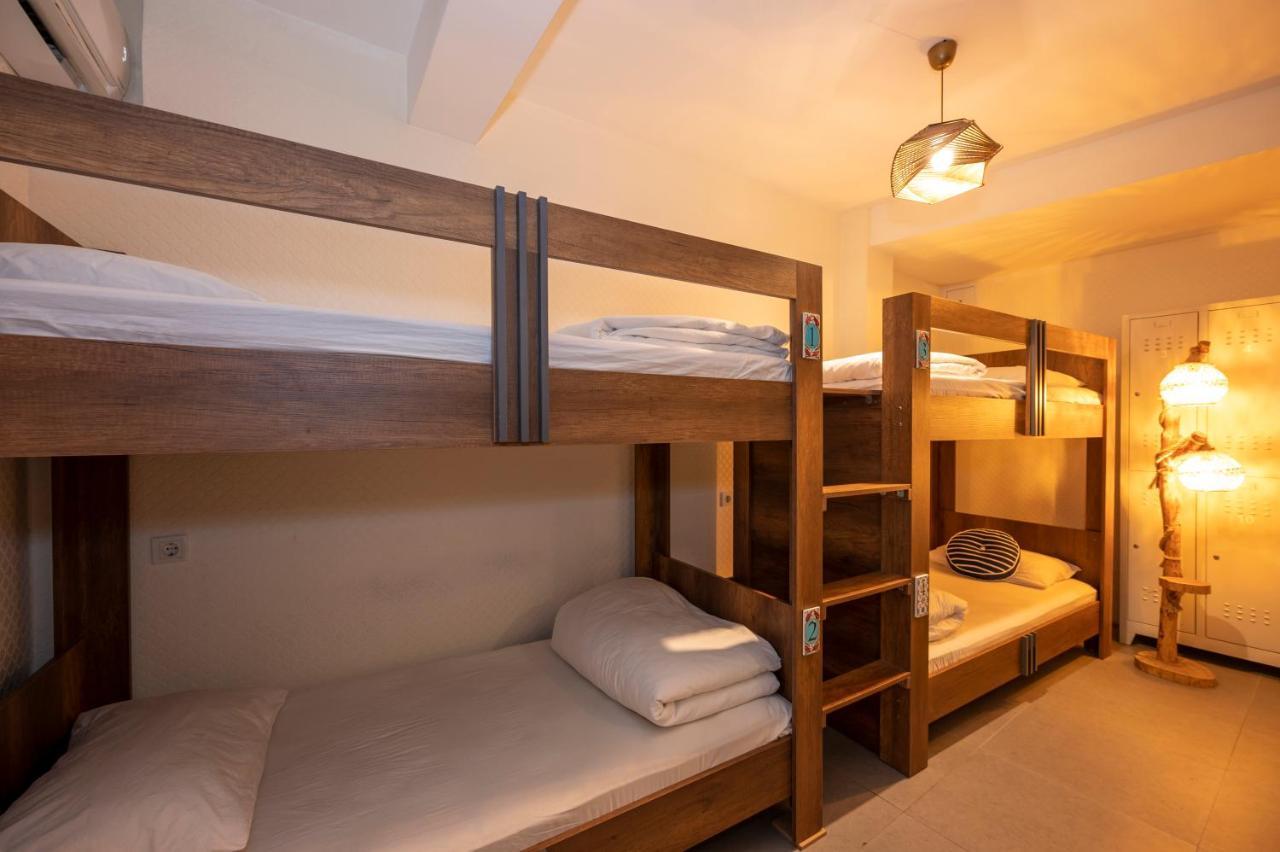 Taksim Square Hostel อิสตันบูล ภายนอก รูปภาพ