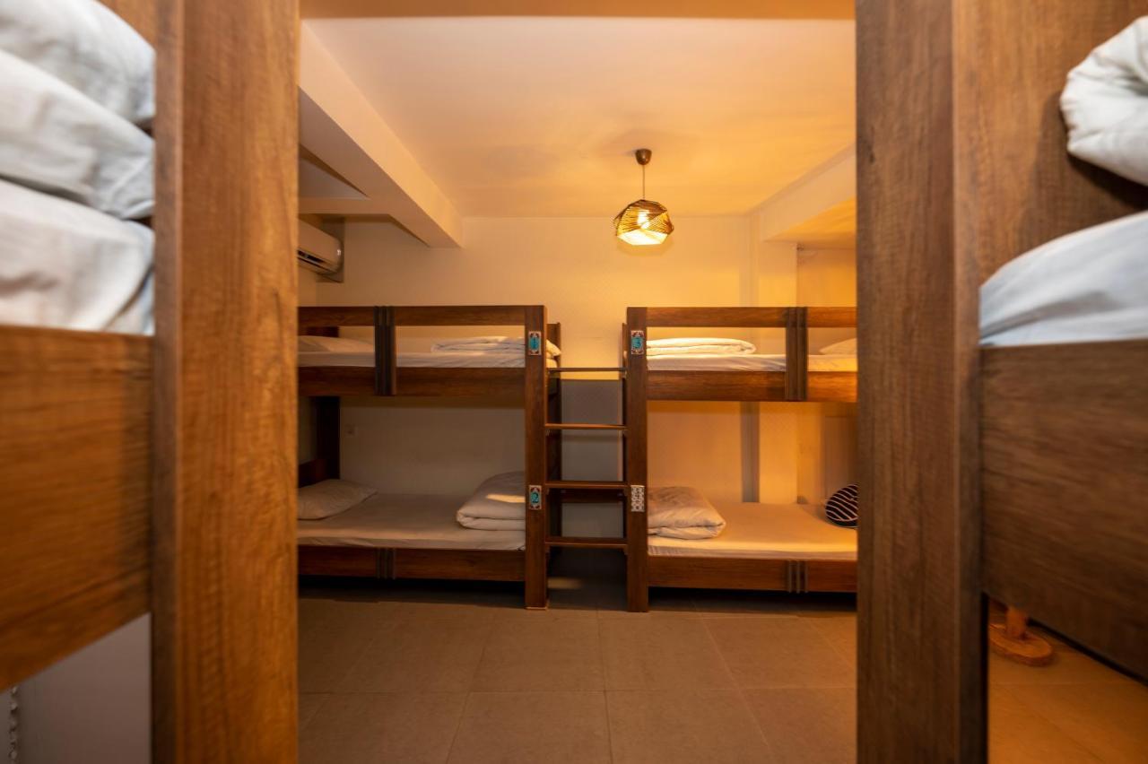 Taksim Square Hostel อิสตันบูล ภายนอก รูปภาพ