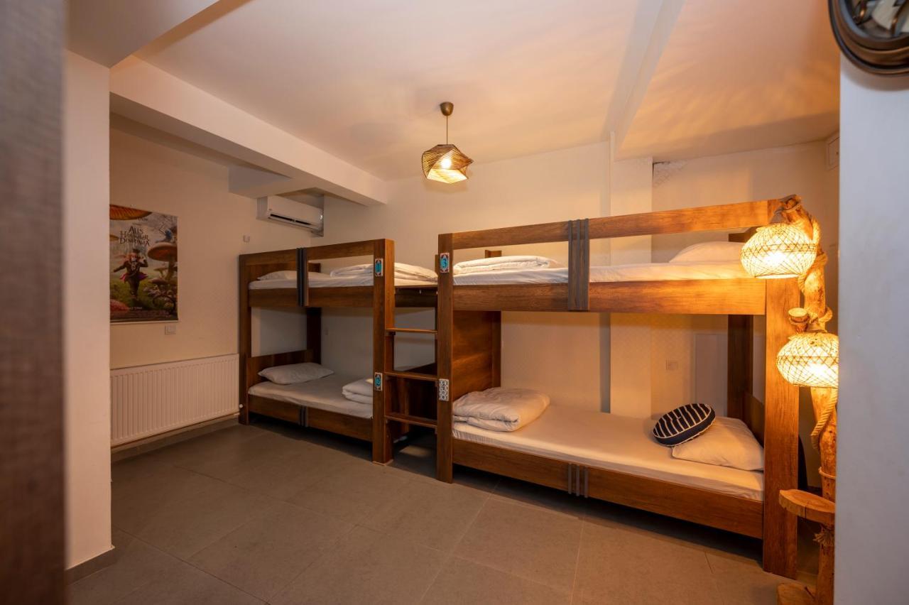 Taksim Square Hostel อิสตันบูล ภายนอก รูปภาพ