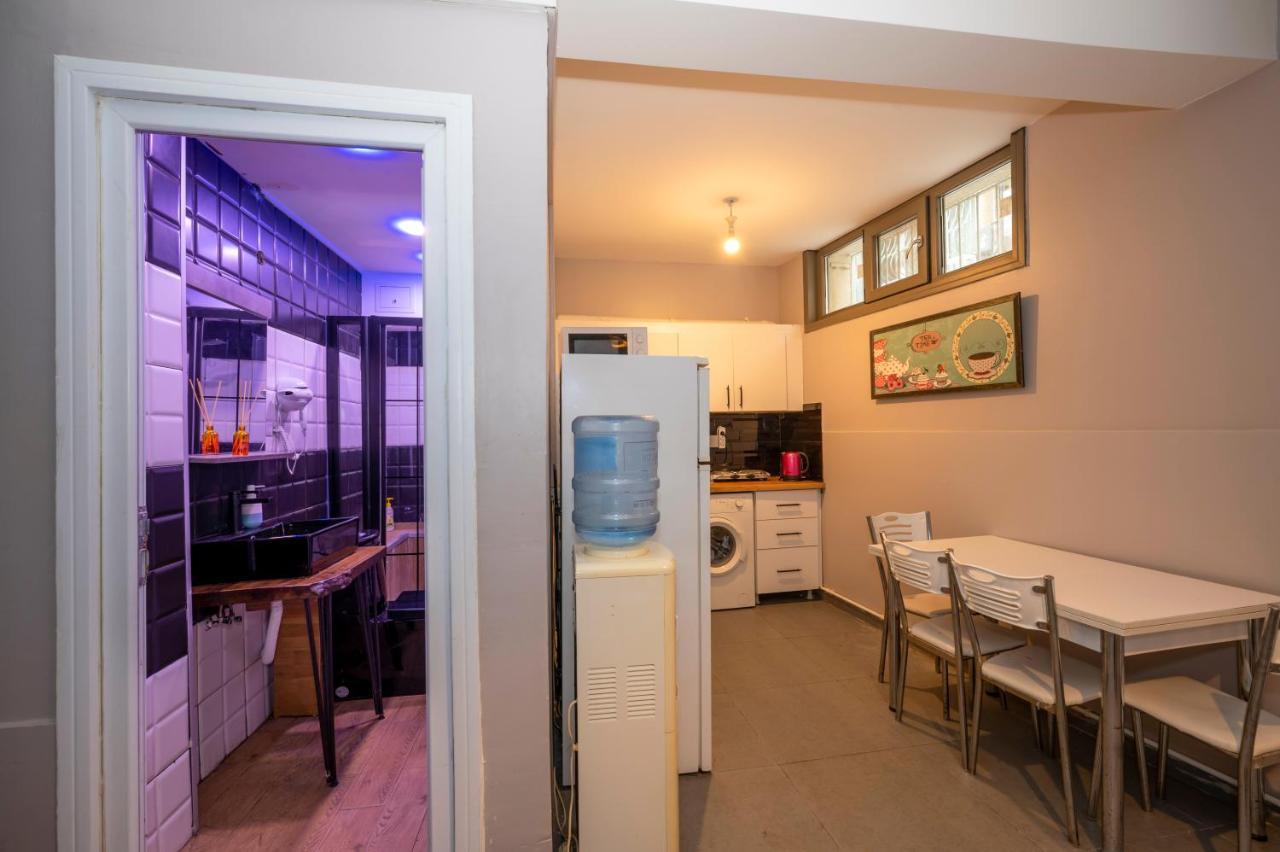 Taksim Square Hostel อิสตันบูล ภายนอก รูปภาพ